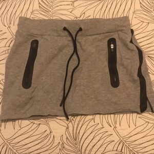 Fabletics mini skirt size small